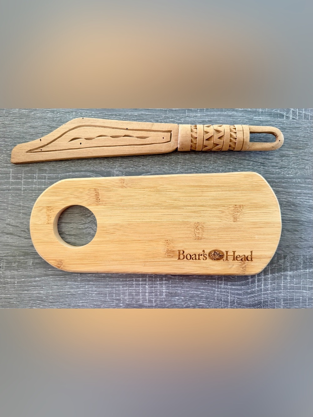 Boar's Head Charcuterie/Cutting Board & Decorative Wooded Knife Kitchen Decor